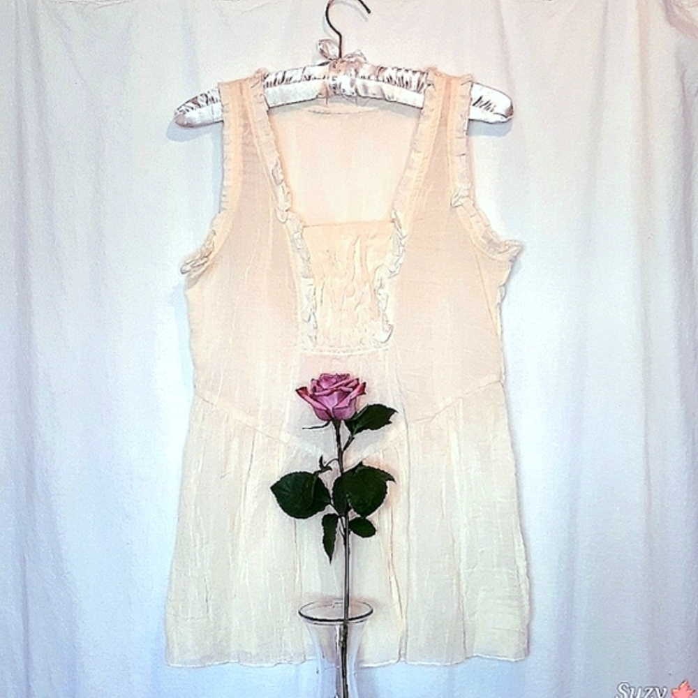 Light Sheer Cami Blouse, Sleeveless